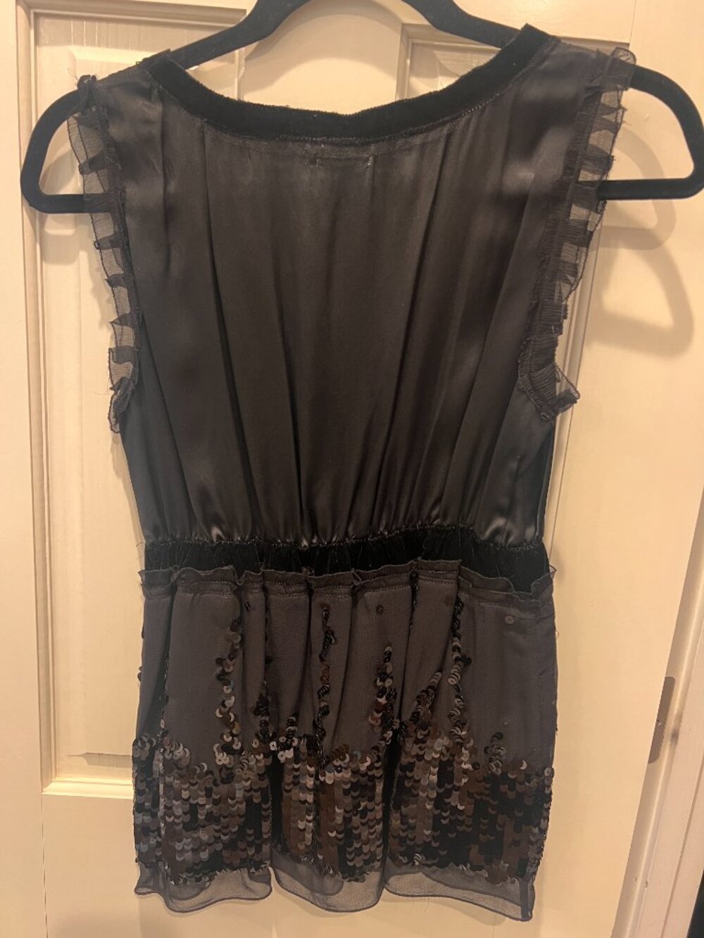 Max Studio Black Silk Sequined Sleeveless Tank Top Size Small - Picture 3 of 3